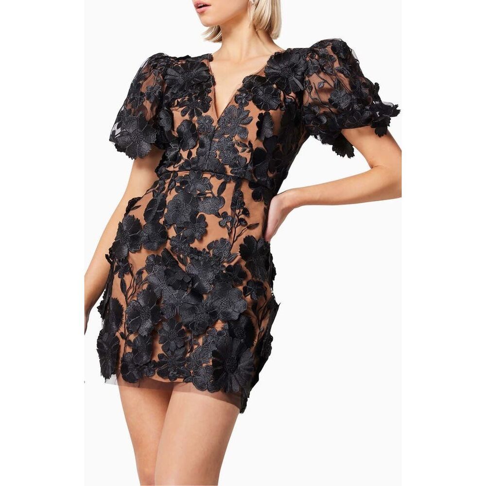 Elliatt Rosalind Floral Embroidered Cocktail Minidress in Black Size M NWT